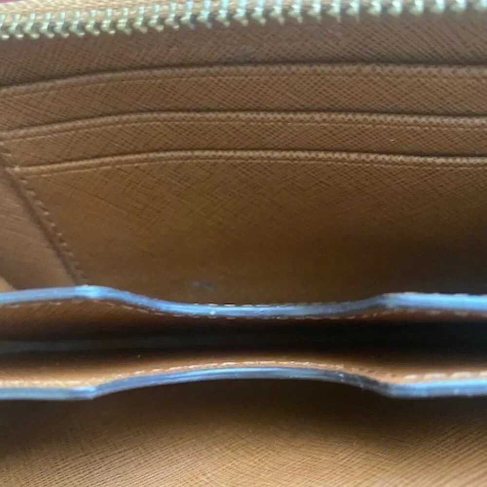 Michael Kors Brown Leather Jet Set zip around Wristlet Wallet